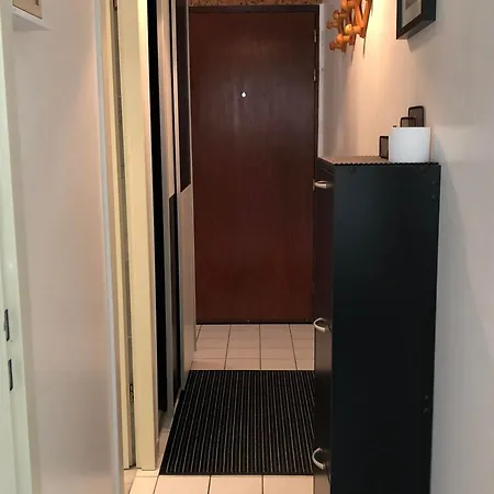 Lumineux Avec Coin Nuit Et Balcon - Piscine A - Fr-1-706-30 *